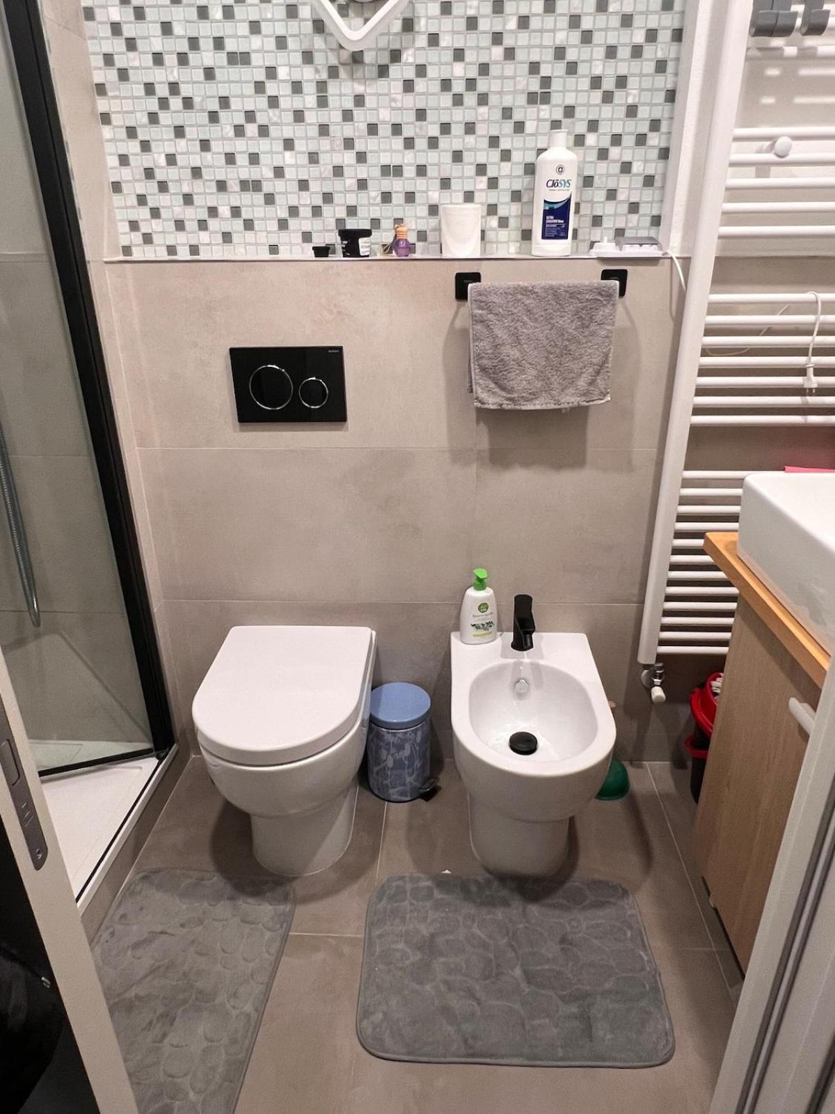 Cosy Nest Apartment Savone Extérieur photo
